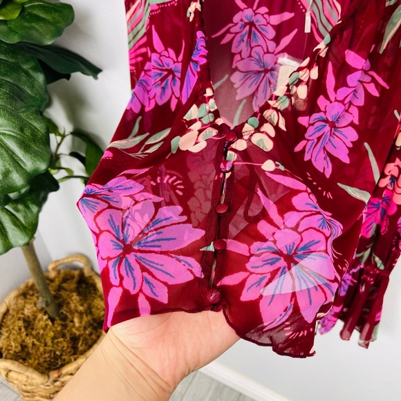 NWT Free People Of Paradise Floral Bell Sleeve Sheer Blouse - Picture 6 of 7